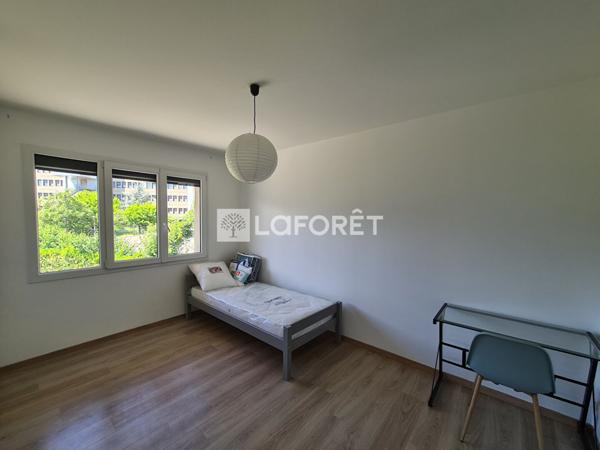 Location appartement Grenoble - 5 pièce(s) - 124 m² - 395 € / mois