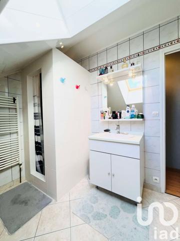 Immeuble à vendre 285 m² Sarrey