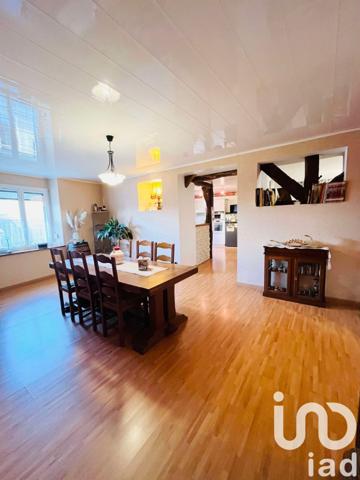Immeuble à vendre 285 m² Sarrey