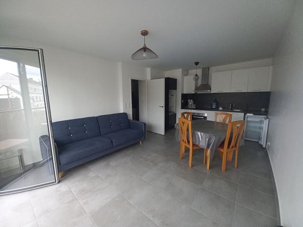 Quartier Saint-Mihiel - Appartement récent avec balcon et garage
