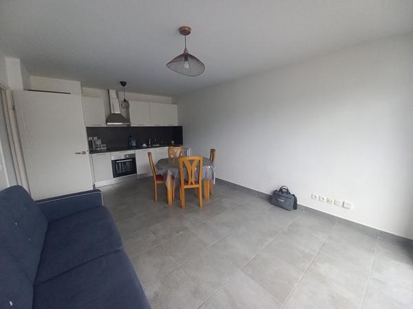 Quartier Saint-Mihiel - Appartement récent avec balcon et garage