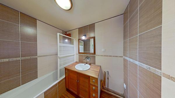 Appartement 3 pièces - 56 m² Exclusivité efficity