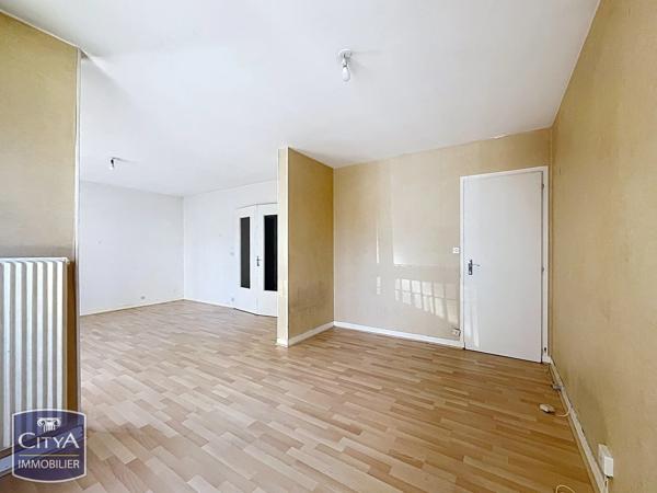 Appartement à vendre 4 pièces 89.76m² Orléans (45000)