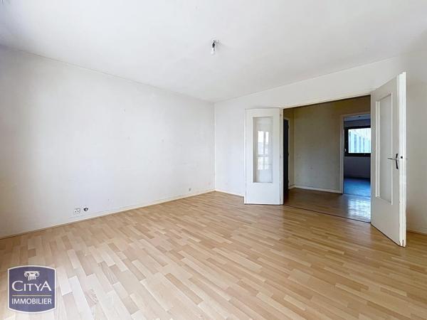 Appartement à vendre 4 pièces 89.76m² Orléans (45000)