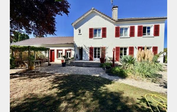 Vente Maison Ensemble immobilier 2 maisons rénové(e) Saint-julien-les-villas