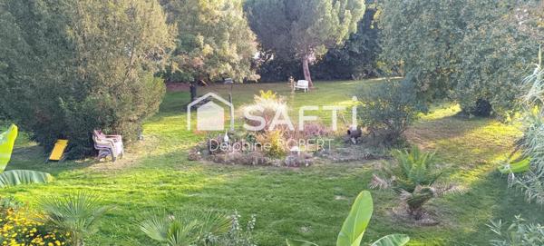 Maison surélevé avec beau potentiel