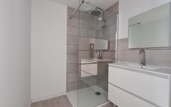 Appartement à vendre    3 pièces • 62,44 m2 Mâcon