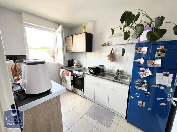 Appartement à louer 3 pièces 64.46m² Lons-le-Saunier (39000)
