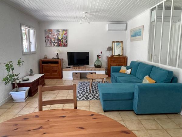 Maison joliment rénovée au calme à Lège