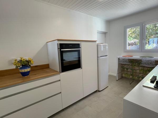 Maison joliment rénovée au calme à Lège