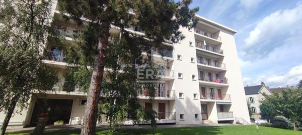 Appartement Dole 5 pièces  108 m2, résidence sécurisée + box + parking + cave+ grenier