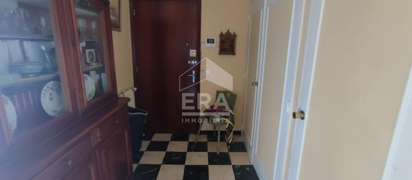 Appartement Dole 5 pièces  108 m2, résidence sécurisée + box + parking + cave+ grenier