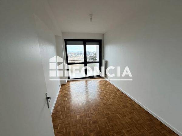 Location Appartement 3 pièces 68.3 m² - LA FEUILLETIERE TOUR 4 Villars 42390