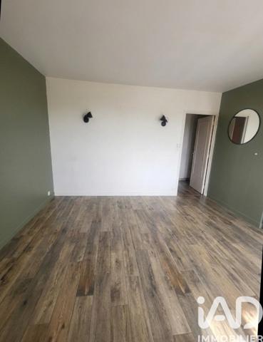 Location appartement 3 pièces 64 m² Chilly-Mazarin