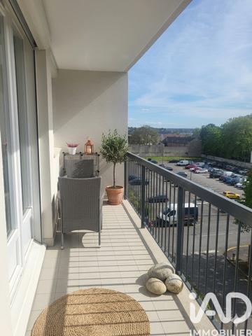 Location appartement 3 pièces 64 m² Chilly-Mazarin