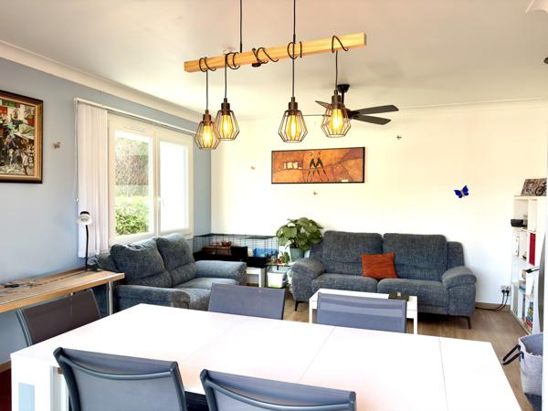 Tournon-sur-Rhône (07300) Maison familiale rénovée d’environ 110 m², 4 chambres, bureaux, garage double, terrain clos de 800 m² - Tourno