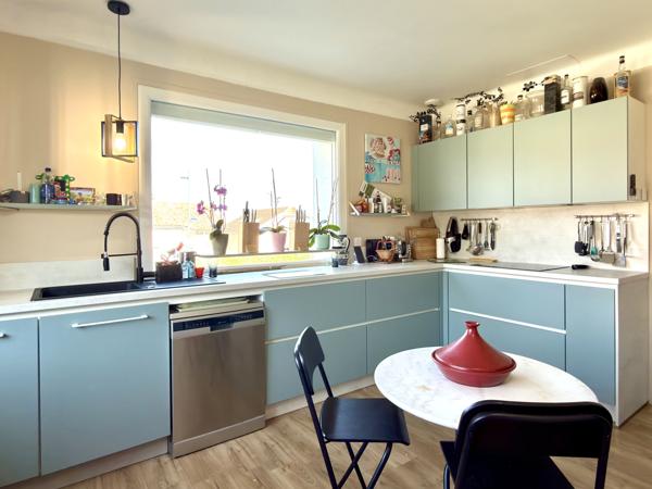 Tournon-sur-Rhône (07300) Maison familiale rénovée d’environ 110 m², 4 chambres, bureaux, garage double, terrain clos de 800 m² - Tourno