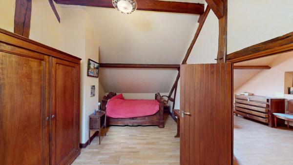 Maison  5 pièce(s) 141.14 m2