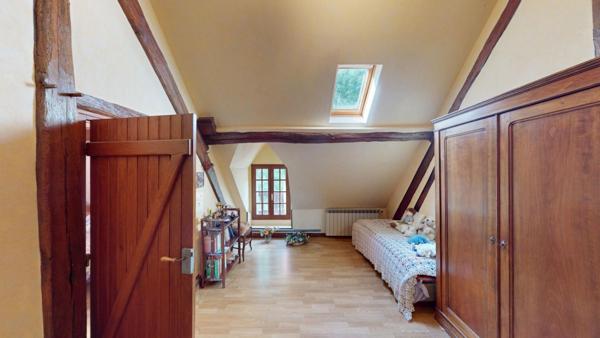 Maison  5 pièce(s) 141.14 m2