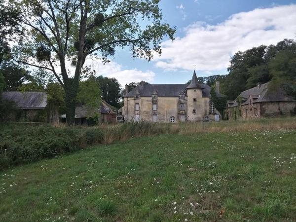 Manoir Pipriac 12 pièce(s) 560 m2  avec 14 ha