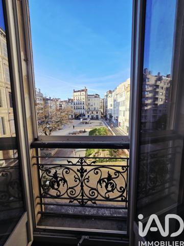 Appartement à vendre 4 pièces 71 m² Marseille 1