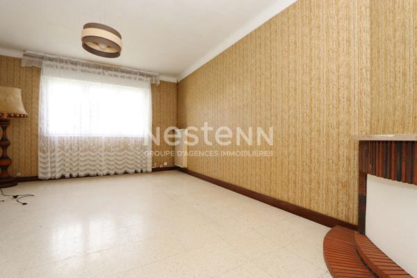 Maison de plain-pied de 88 m² habitables sur terrain de 1856 m² - Garage