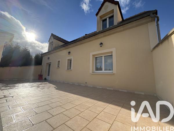 Maison à vendre 6 pièces 145 m² Saint-Clément