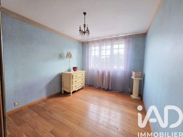 Maison à vendre 7 pièces 140 m² Saint-Arnoult-en-Yvelines