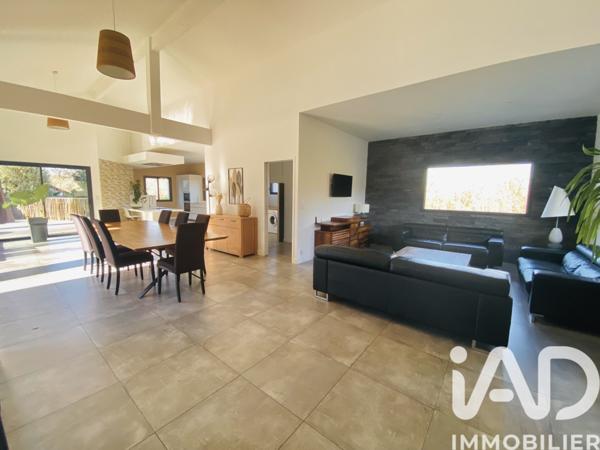 Maison à vendre 7 pièces 220 m² Ahetze