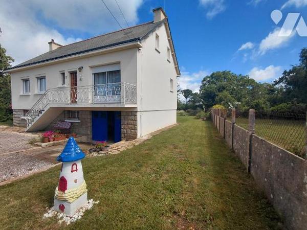 Maison 5 pièces à vendre avec terrain constructible de 4 475 m² - PONTIVY (56300) - Morbihan
...
