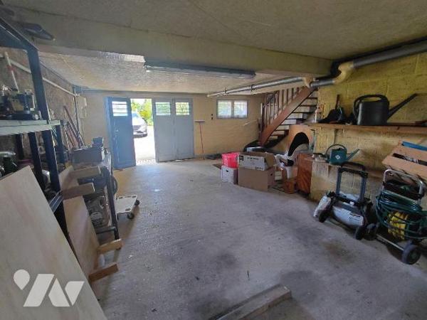 Maison 5 pièces à vendre avec terrain constructible de 4 475 m² - PONTIVY (56300) - Morbihan
...