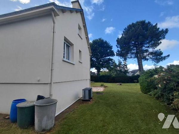 Maison 5 pièces à vendre avec terrain constructible de 4 475 m² - PONTIVY (56300) - Morbihan
...