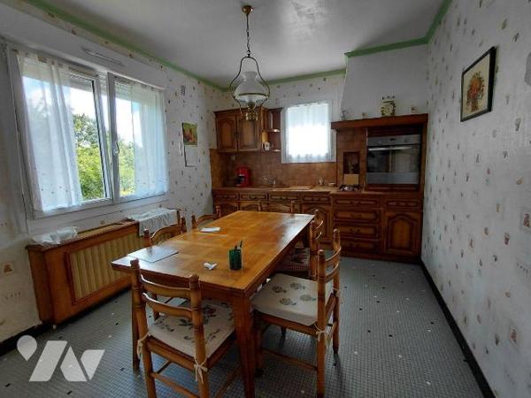 Maison 5 pièces à vendre avec terrain constructible de 4 475 m² - PONTIVY (56300) - Morbihan
...