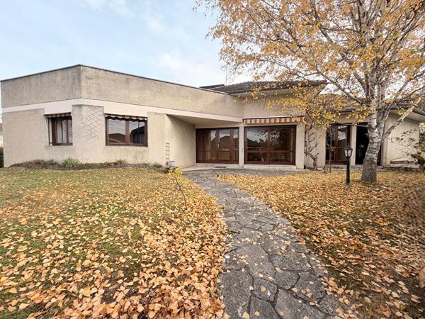 Villa  de plain pied  de 97 m2 avec garage à Lempdes