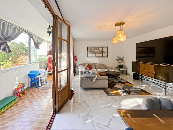 T4 à vendre 105m2 secteur compassion possibilité de garage 13004 / 13012