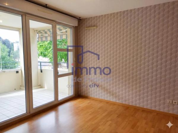 Appartement à vendre à Oullins-Pierre-Bénite (69310)