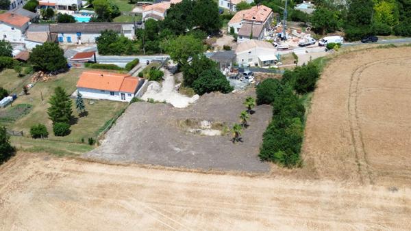 A 5.2 km plage St Georges Semussac