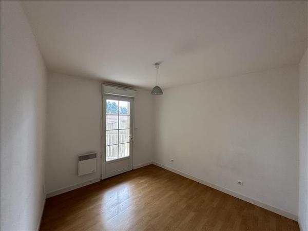 Appartement à louer |  CHATEAUNEUF SUR CHARENTE |  4 pièces | 108 m²