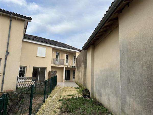 Appartement à louer |  CHATEAUNEUF SUR CHARENTE |  4 pièces | 108 m²