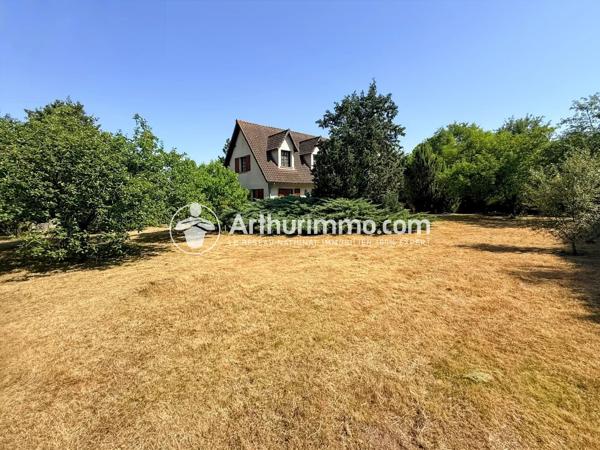 Vente                                                      Maison
                        
                     7 pièces                      180 m2                     à Étiolles