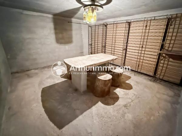 Vente                                                      Maison
                        
                     7 pièces                      180 m2                     à Étiolles