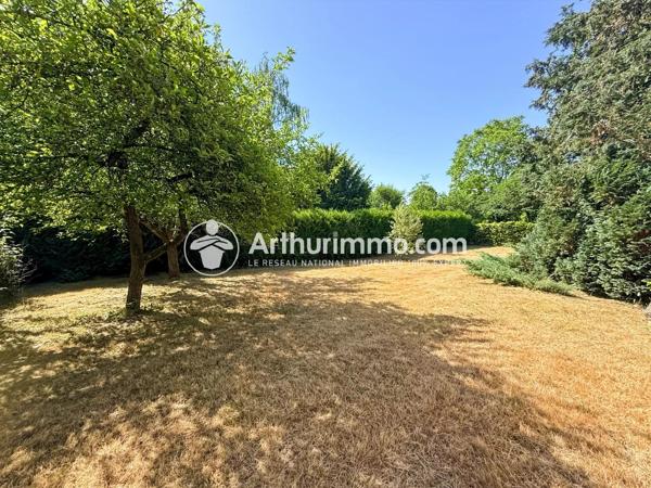Vente                                                      Maison
                        
                     7 pièces                      180 m2                     à Étiolles