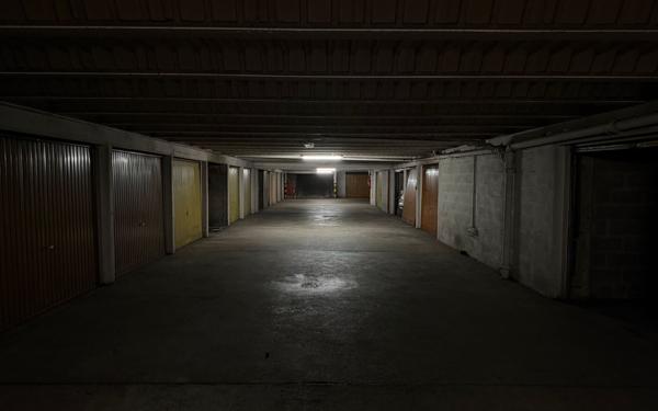 Stationnement à vendre    12,80 m2 Paris 20