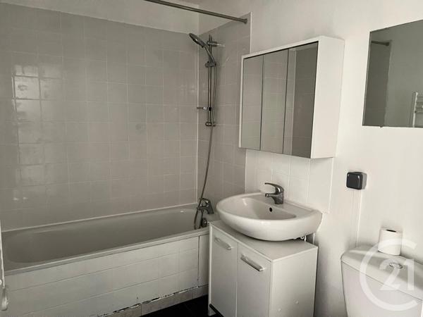 Appartement F3 à vendre  4 pièces - 83,81 m2 HOUDAN - 78