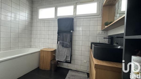 Maison à vendre 7 pièces 133 m² Lésigny