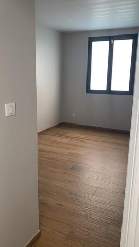 VILLA MODERNE T4+piscine Soula Macouria 2200€ ( jardin + piscine inclus)