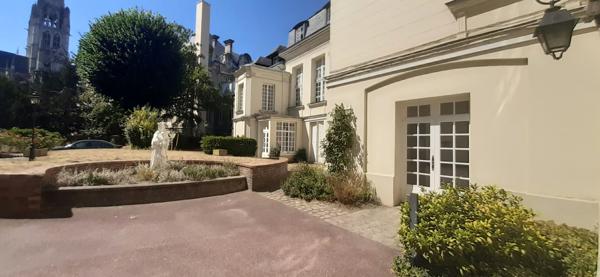 CHARMANT DUPLEX RENOVE