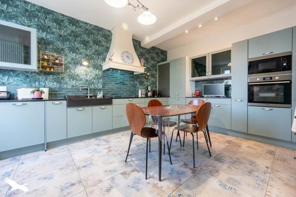 Maison à vendre |  Vierzon |  6 pièces | 165 m²