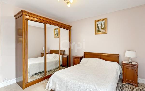 Appartement à vendre    5 pièces • 141,94 m2 Évreux