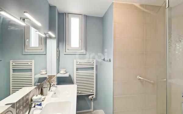 Appartement à vendre    5 pièces • 141,94 m2 Évreux